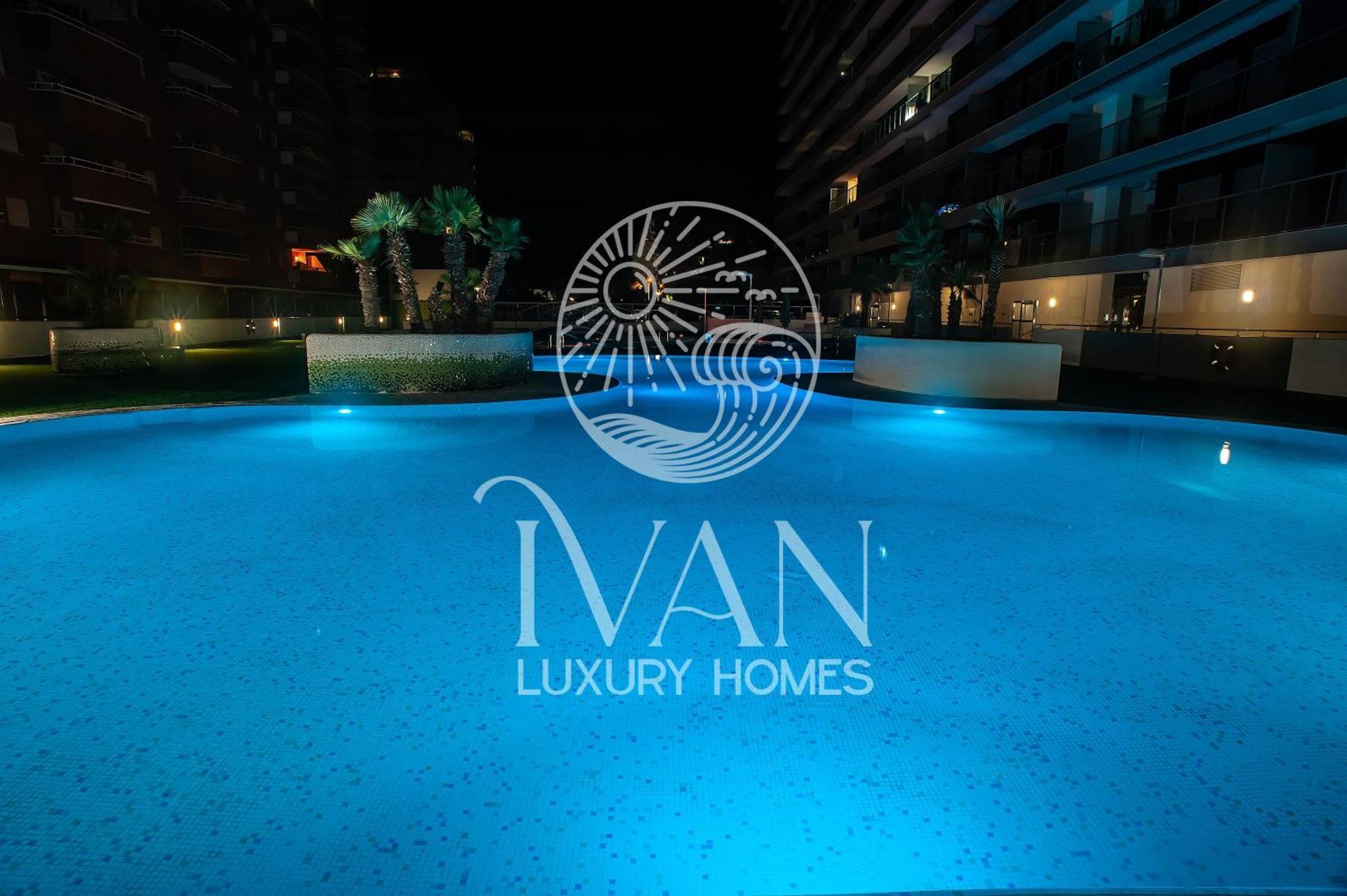 Casa Nicole - Iván Luxury Homes - SEMIFRONTAL - 10ª Planta - Sur- 1ª Linea de Playa Oropesa del Mar Esterno foto